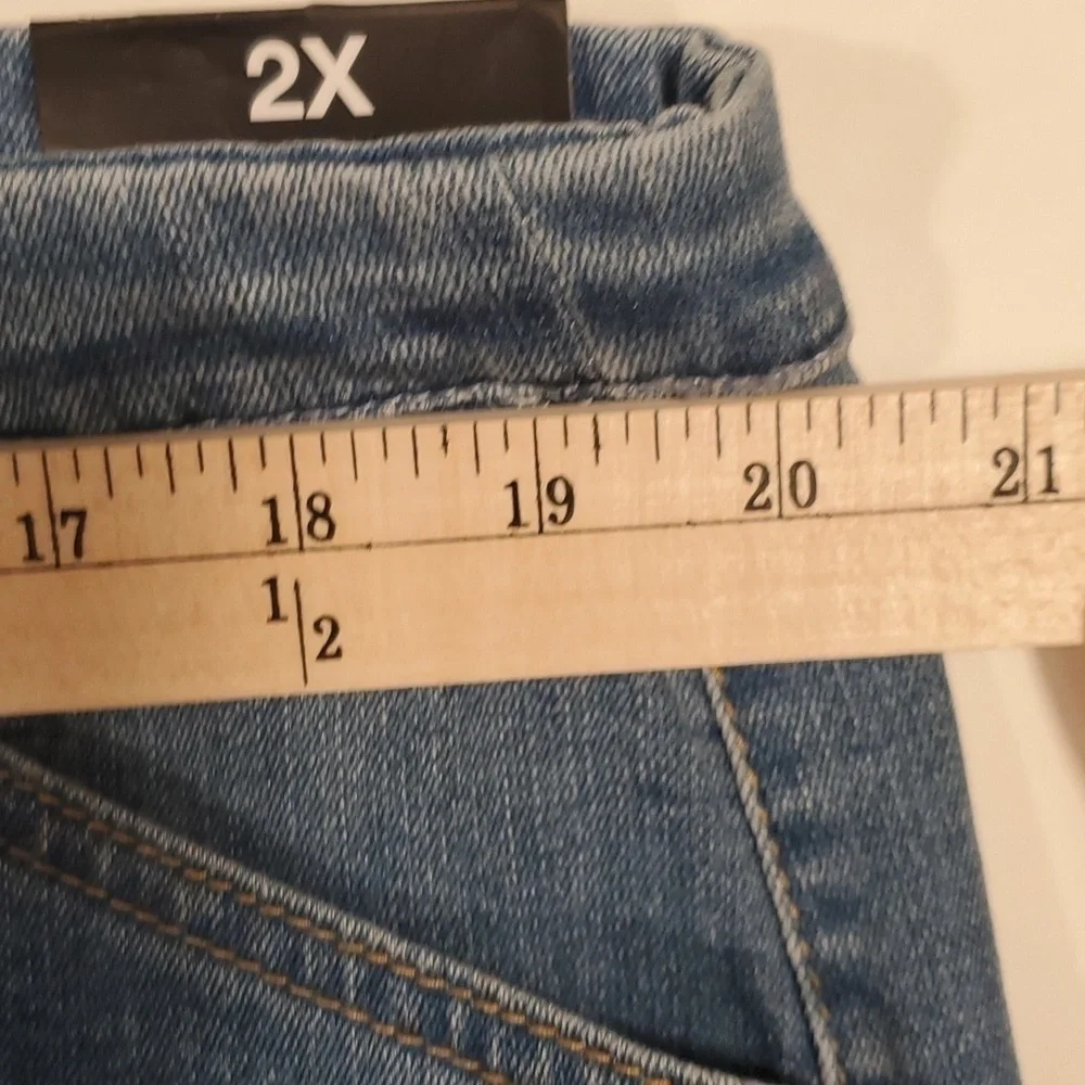 Fashion Nova blue Jean's Elastic waist Sixe 2XL NWTG